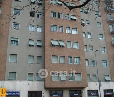 Bilocale in Affitto in Largo dei Gelsomini 12 a Milano - Photo 3