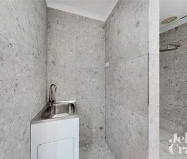 2/445 Camberwell Road, Camberwell - Photo 3