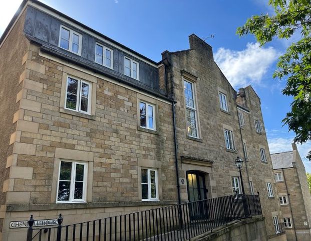 Chennell House, Castle Park Mews, Lan... - Photo 1