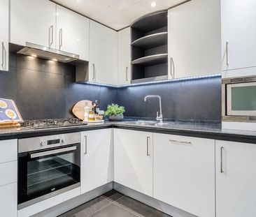 1 bedroom flat to rent - Photo 5