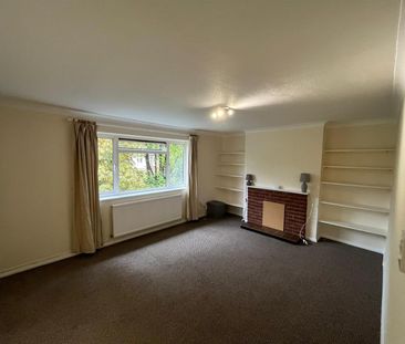 2 bed flat to rent in Kingsfield Road, Oxhey, WD19 - Photo 2