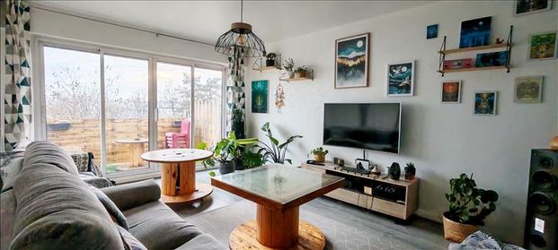 3 pièces - 63 m² - 3ème étage - Colocation non autorisée - Photo 1