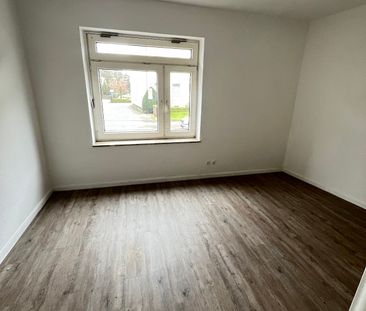 Zentrale 2 Zimmer Wohnung wartet auf Sie ! - Photo 1