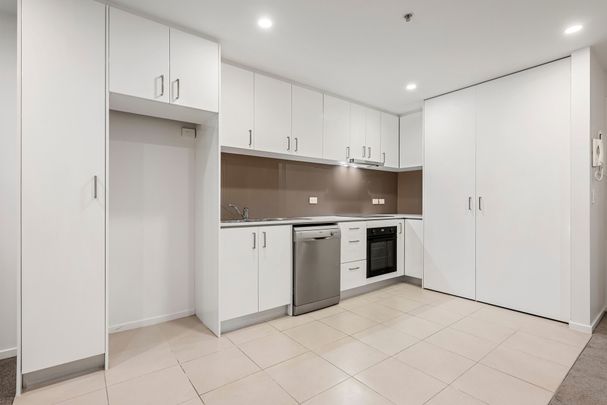 305/157-163 Burwood Road, Hawthorn VIC 3122 - Apartment For Rent | Domain - Photo 1