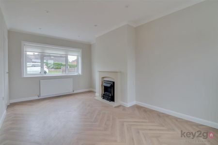 3 bedroom semi-detached house to rent - Photo 4