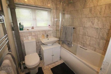 Thistle Grove, Welwyn Garden City, AL7 - Photo 5