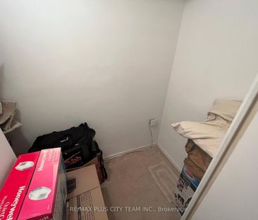 909 10 Edgecliff Golfway - Photo 4