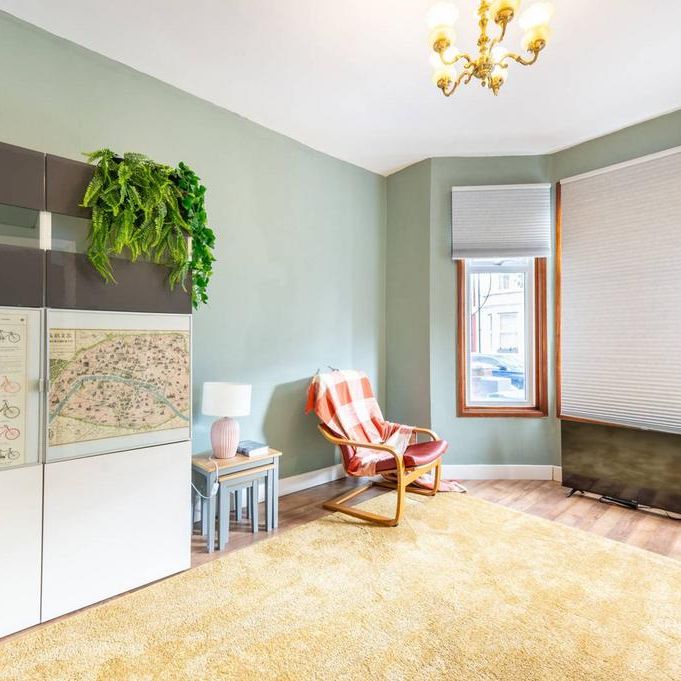 1 bedroom flat to rent - Photo 1