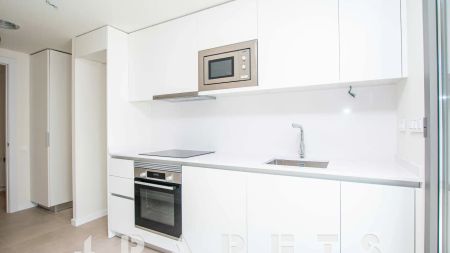 Piso de alquiler en Avinguda del Maresme, Centre - Photo 3