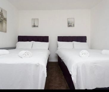 East Park Road, Leeds - Photo 5