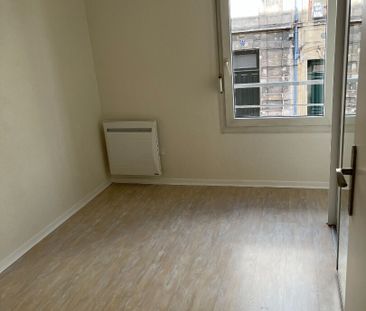 Location Appartement 3 pièces 69m² - Photo 4