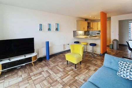 2 bedroom flat to rent - Photo 3