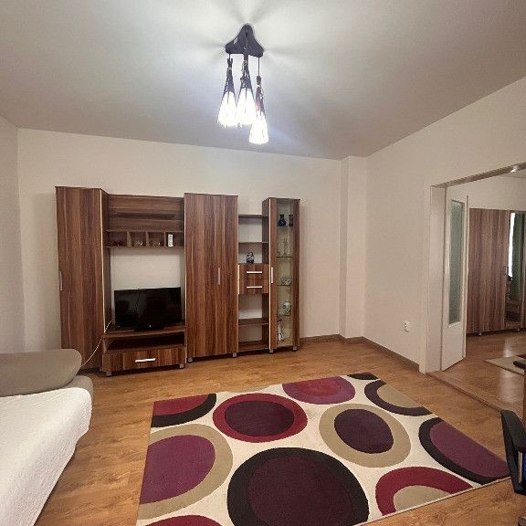 Casa de inchiriat, zona Horea, Floresti - Fotografie 1