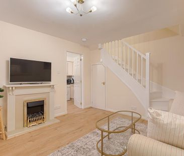 2 bedroom ground floor maisonette to rent - Photo 1