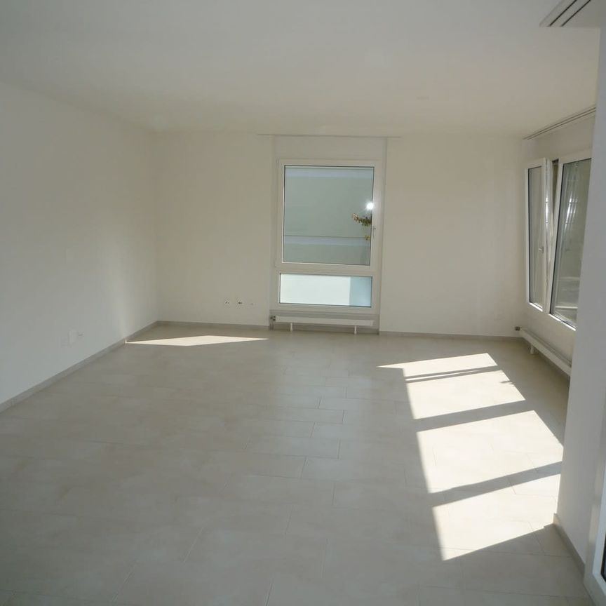 3 Zimmer, 77 m², 1. Stock - Photo 1