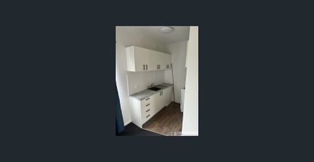 RENOVATED 1 BEDROOM UNIT - Photo 5