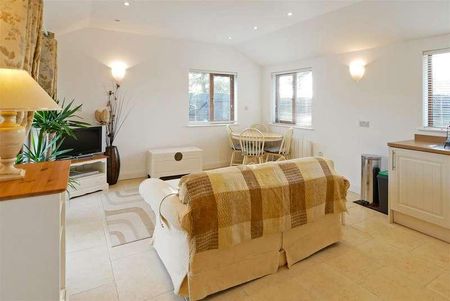 Eastergate Lane Walberton, BN18 - Photo 3