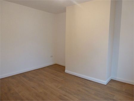 Howard Street - Photo 2