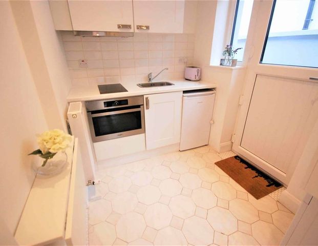 Dunluce Road, Clontarf, Dublin 3 - Photo 1