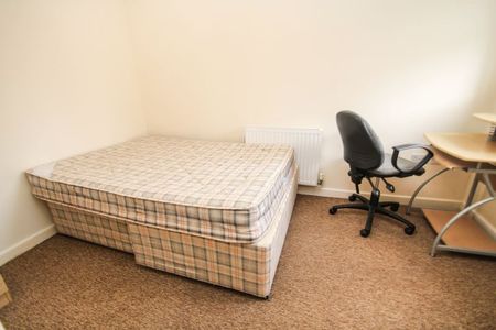 Richards Close, Bournemouth - Photo 5