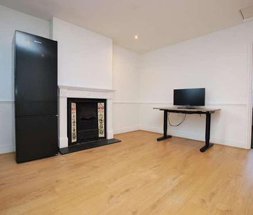 Agraria Road, Guildford, Surrey, GU2 - Photo 3