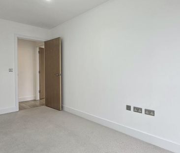3 bedroom apartment to rent - Photo 6