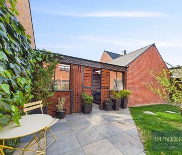 Sapphire Road, Bishops Cleeve, Cheltenham - Photo 2