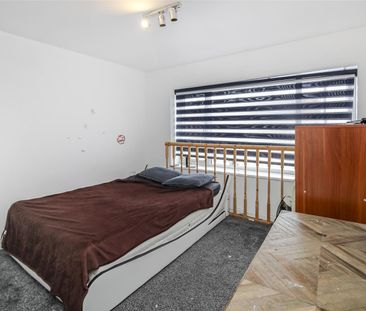 Little Dowles, Bristol - Photo 5