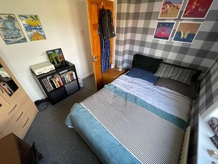 Charter Avenue, Coventry, CV4 - Photo 5