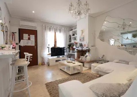 Alquiler de chalet adosado en La Dolores, 9