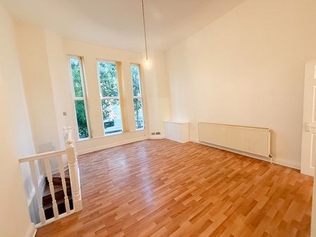 Property For Let - 31 Marmion Road - Photo 2