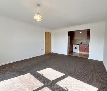 Douglas Road, Staines - 2 bedrooms Property for lettings - Seymours - Photo 3