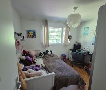 À louer – Bel appartement 4,5 pièces avec superbe vue à Semsales - Photo 4