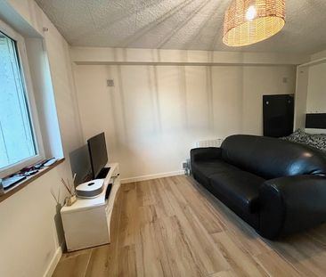 Location Appartement 1 pièce 32m² COULOMMIERS 77120 - Photo 1