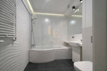 Garaż i piwnica w cenie | Klimatyzacja | Balkon | - Photo 2