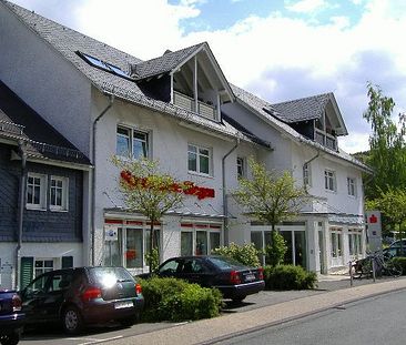 Dachgeschoßwohnung, Zentrumsnah - Photo 1