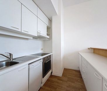 Appartement te huur in Ixelles - Photo 4