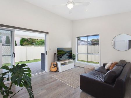 Modern 2-Bedroom Granny Flat in a Prime Long Jetty Location - Photo 4