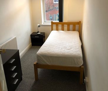 3 Bed Terraced House, Battenberg Road, LE3 - Photo 1