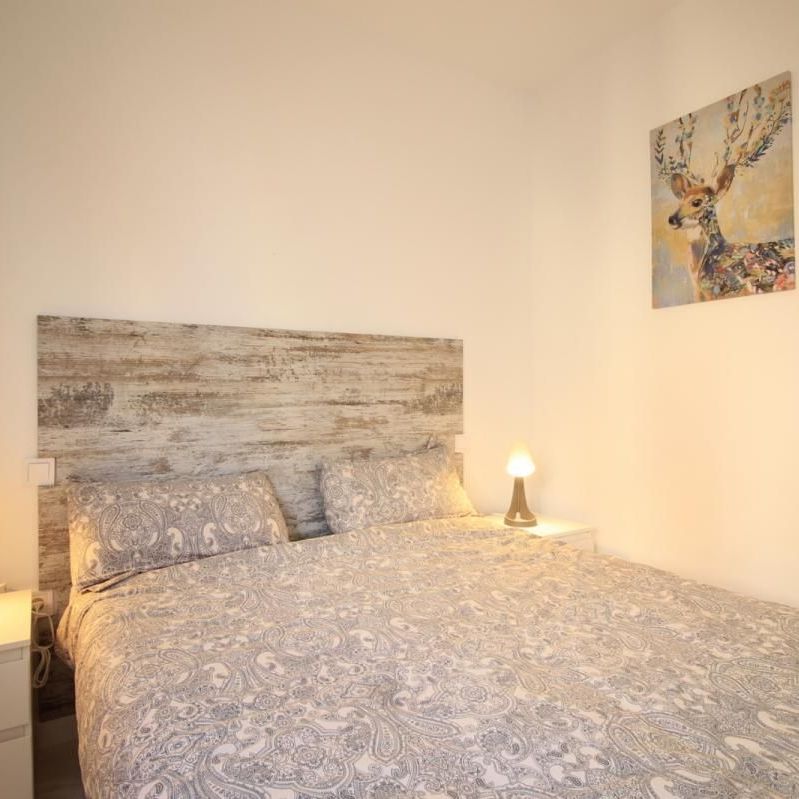 Apartamento de alquiler en Moscardó - Photo 1