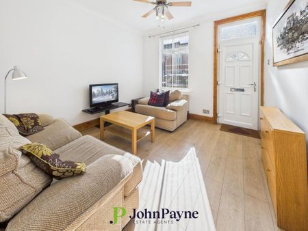 2 bedroom terraced house to rent - Photo 5