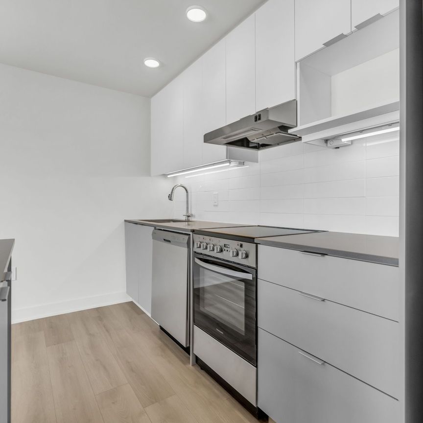 For Lease - 199 Rideau Street Unit# 2104, Lower Town - Sandy Hill, Ontario - Photo 1