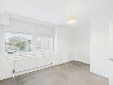 Troston Court, Edgell Road, Staines-Upon-Thames,TW18 - Photo 5