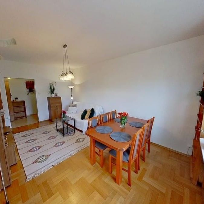 Najem/2 pokoje z osobną kuchnią i garażem/Metro 53.2 m² - Photo 1