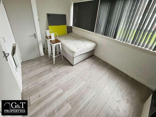 Greenlawns, St. Marks Road, Tipton, DY4 - Photo 1