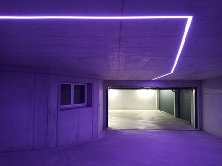 Modern 4.5 ZWHG OG, 30 m² WINTER GARDEN & 2 PARKING SPOTS INCLUDED - Photo 4