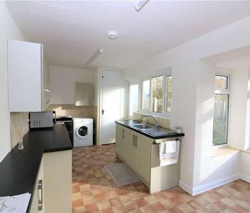 Snakes Lane, Southend-on-sea, Essex, SS2 - Photo 1