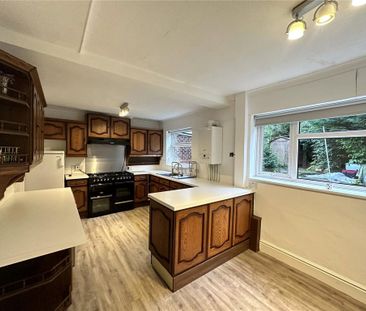 4 bedroom detached house to rent - Photo 4