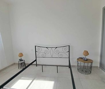 Location - Appartement T3 bis de 94 m² avec terrasse et jardin - Photo 2