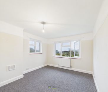 Church Lane, Hambledon, PO7 - Photo 2